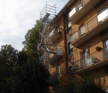 Noleggio scale a torre