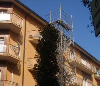 Noleggio scale a torre